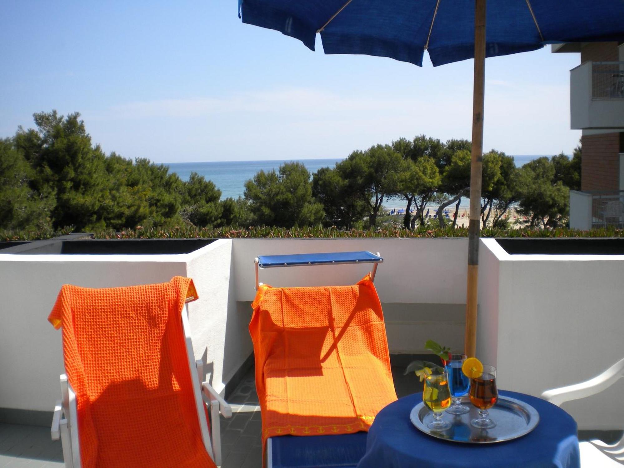 Zenit Hotel Giulianova Exteriör bild