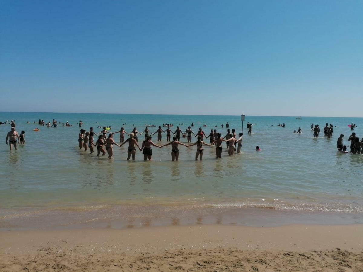 Zenit Hotel Giulianova Exteriör bild